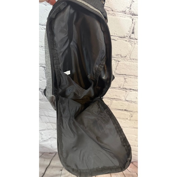 Got Your 6 Sling Bag Crossbody Shoulder Bag Travel Casual Gray - Picture 3 of 3